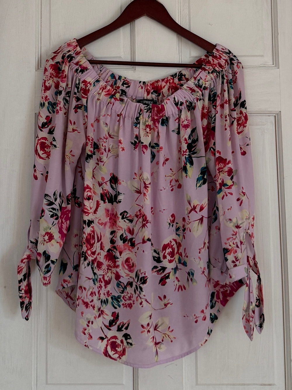 EXPRESS Women’s Pink Floral Print Off Shoulder Tie Sleeve Blouse Size M